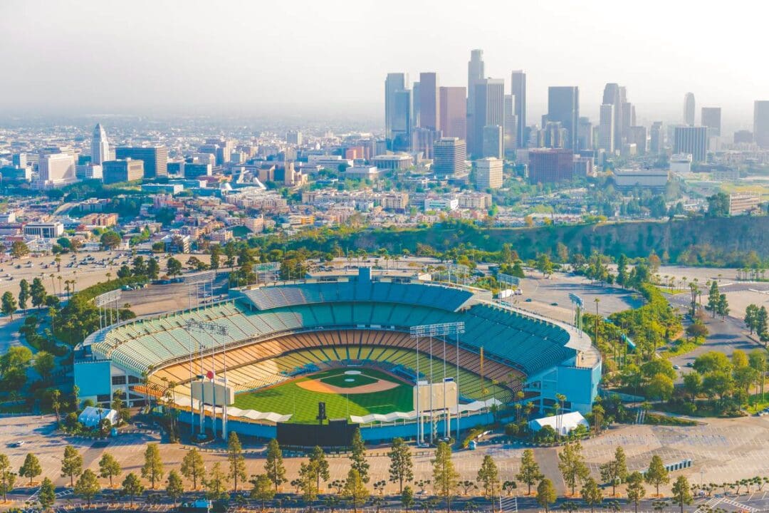 Los Angeles Dodgers CITY-SKYLINE FIREWORKS White Fitted Hat