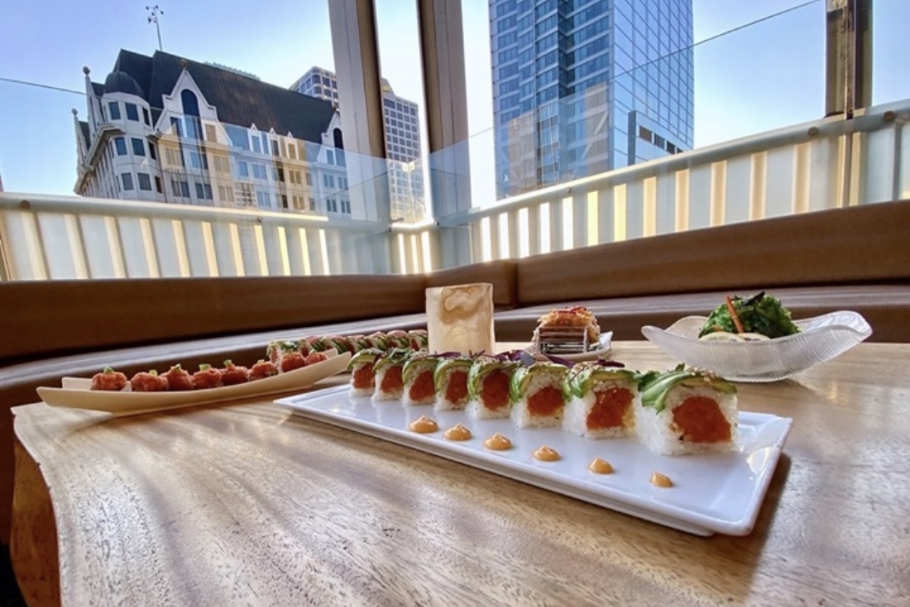 Top 10 Best Rooftop Bars in Downtown From the Bottom to the Top