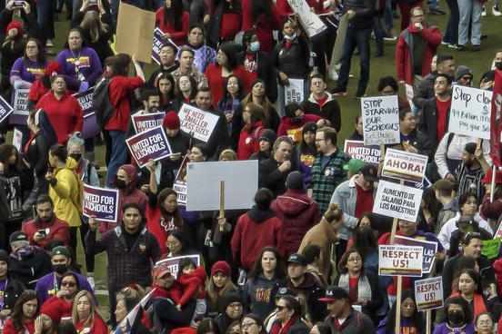 LAUSD to Get Pay Increase, Extended Health Benefits and Covid Bonus with New Deal