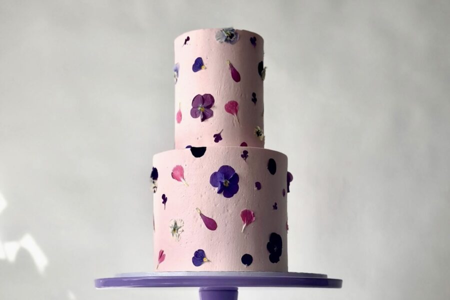 The Buttercream Icing on the Cake: FLOURING Cake Shop Opens in Chinatown