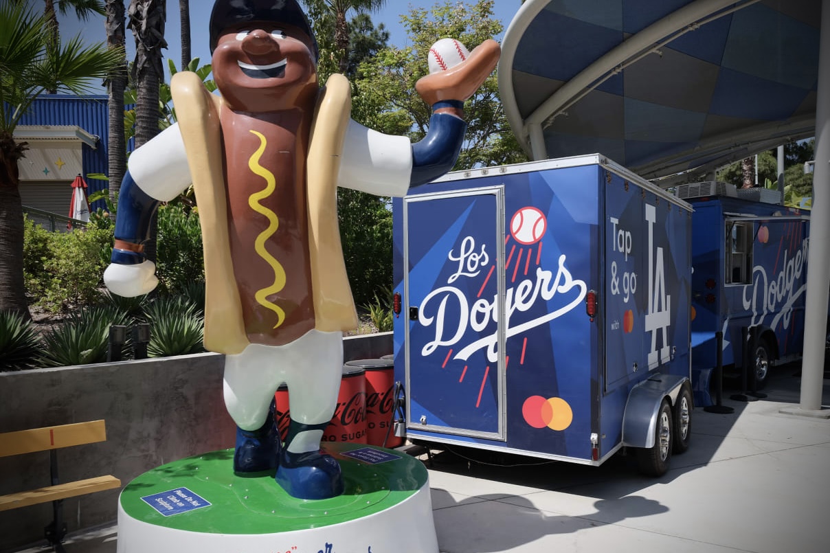 Big Brand Names – LA Sports Teams Unite for a Day of Donations for Wild Fire Victims