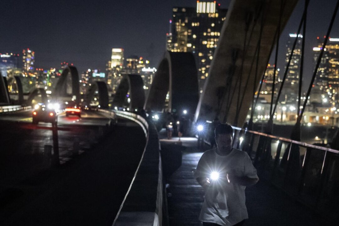 Ribbon of Light in the Dark: Tetra Tech and the City of Los Angeles to Save Iconic Bridge