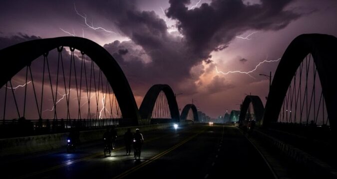 Ribbon of Light in the Dark: Tetra Tech and the City of Los Angeles to Save Iconic Bridge