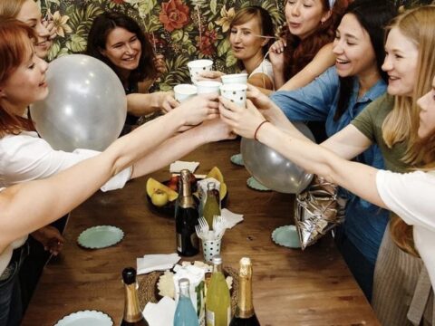 Bringing Corporate Event to Life! 5 Best Team-Building Events for Large Groups in Downtown Los Angeles