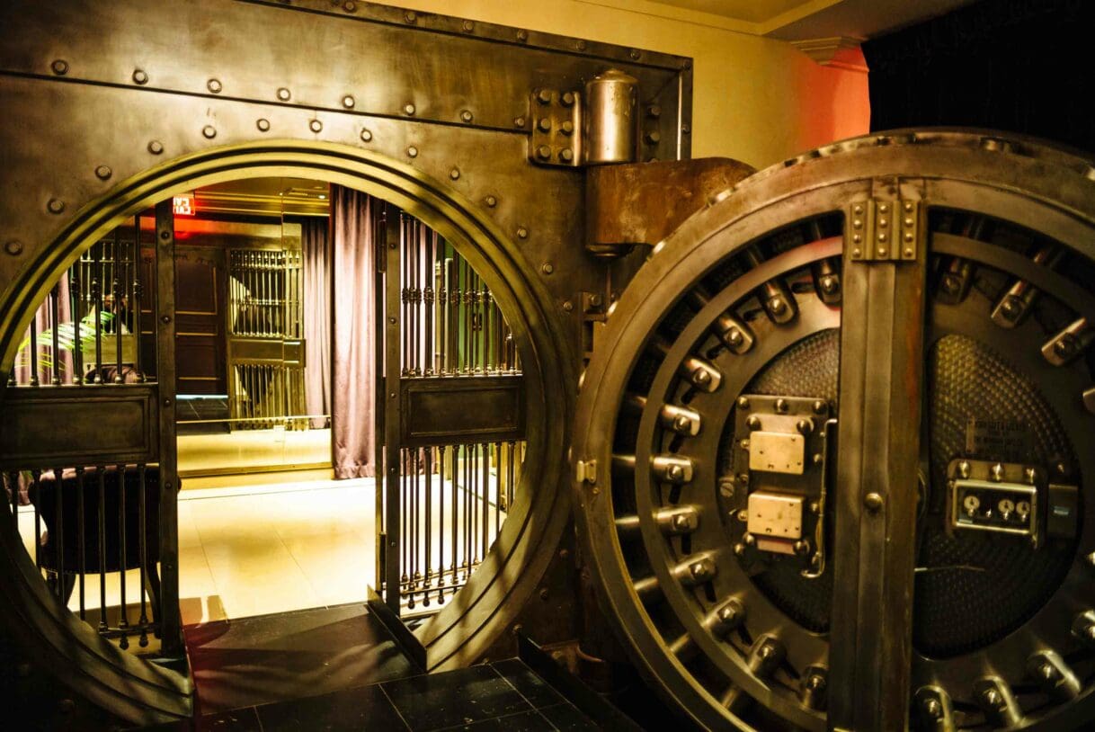 SOLD! Historic Hotel Per La Sells for $34 Million: But What Will They Call It Next?